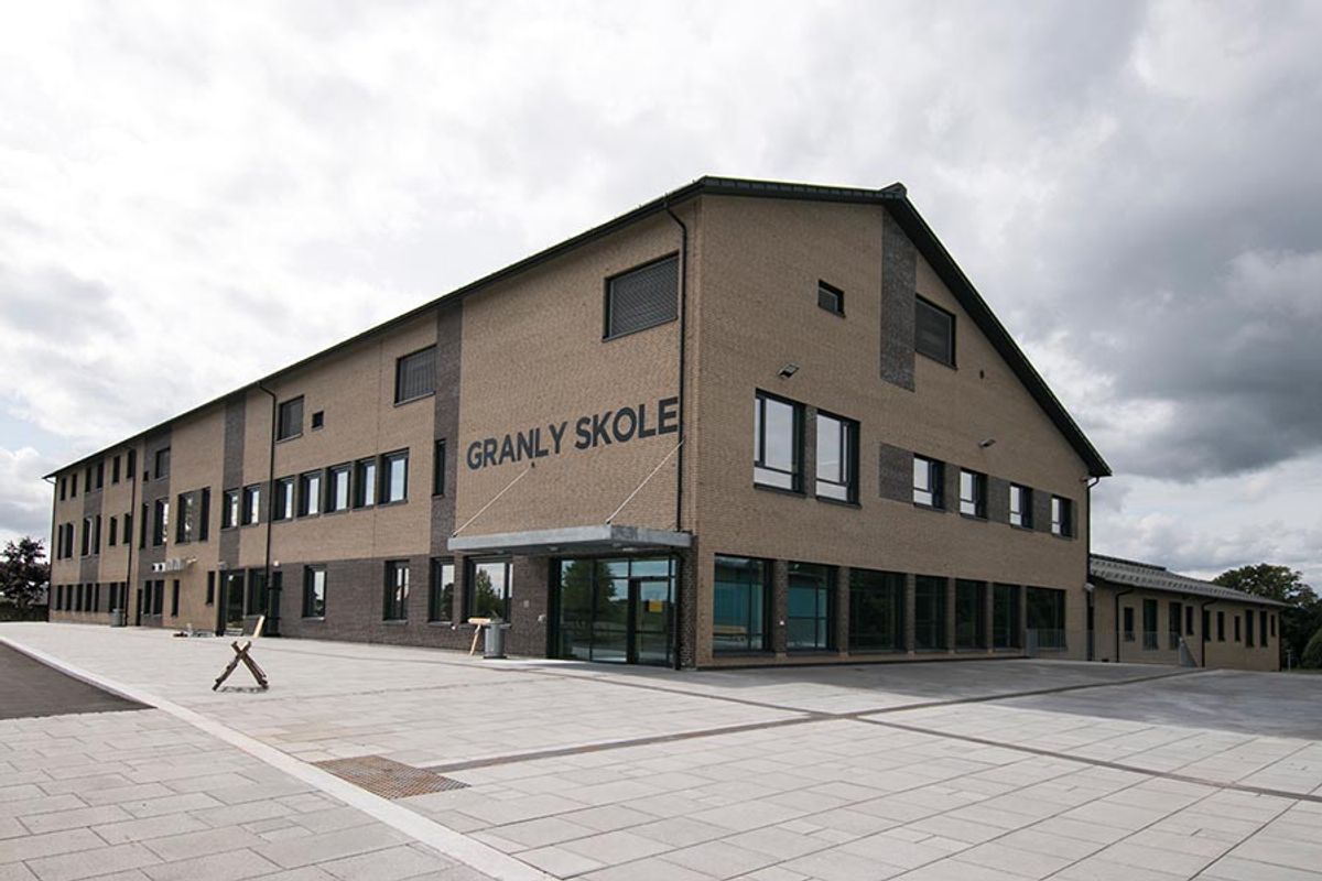 Fasaden av Granly barneskole